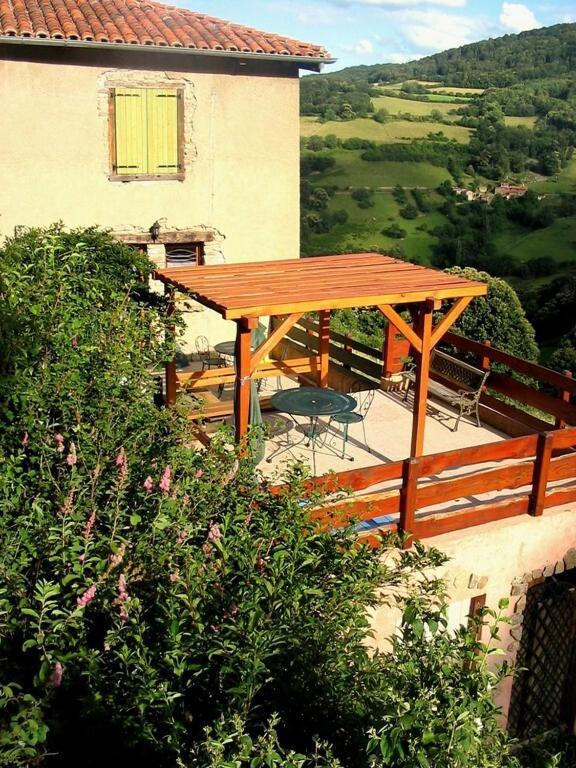 Gites Des Esselards Yzeron Esterno foto