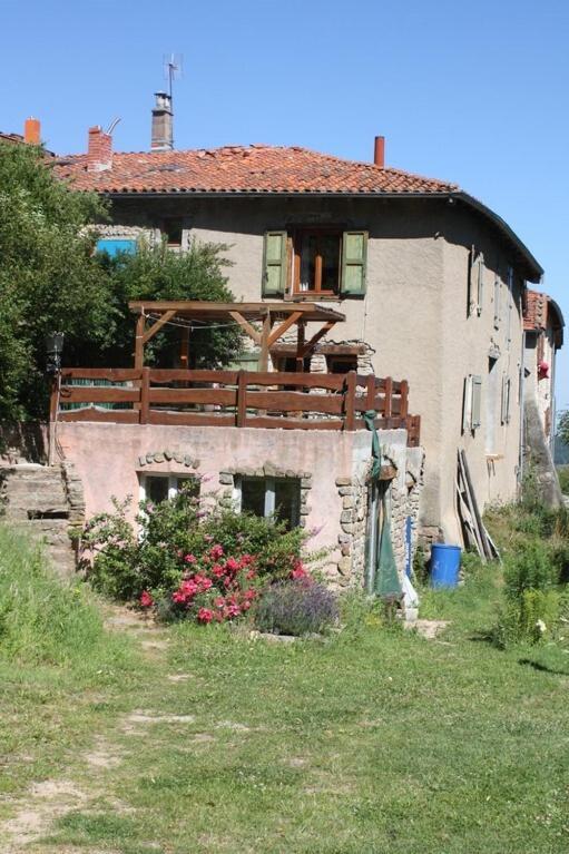 Gites Des Esselards Yzeron Camera foto